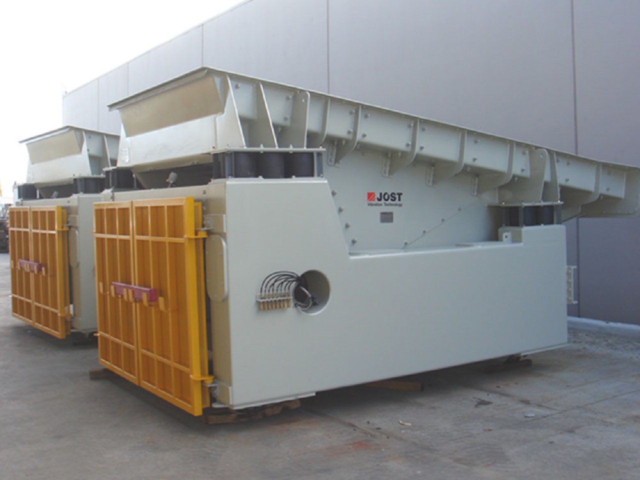 joest vibrating equipment